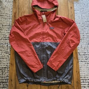 Patagonia Red and Gray Men's Jacket
